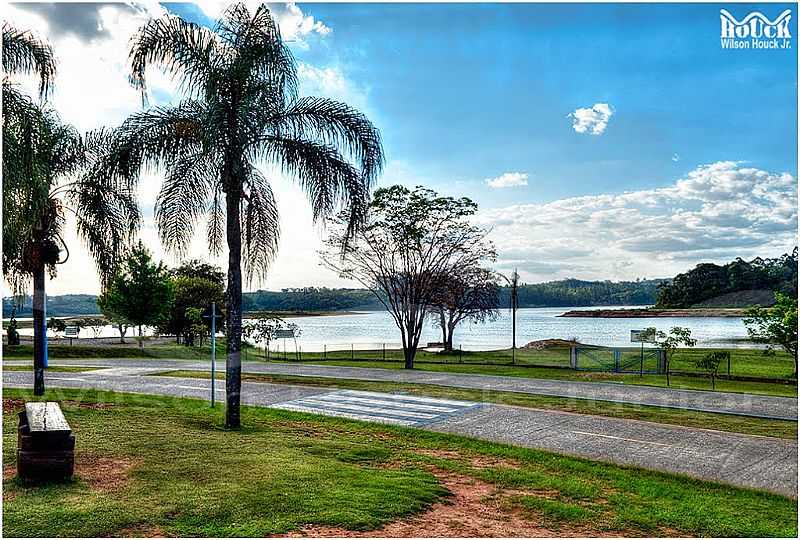 JUNDIA-SP-REPRESA NO PARQUE DA CIDADE-FOTO:WILSON HOUCK JR. - JUNDIA - SP