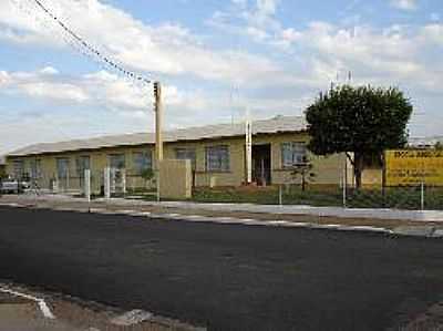 ESCOLA MUNICIPAL NEIDE MACEDO - JUNQUEIRPOLIS - SP