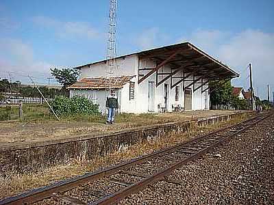 ANTIGA ESTAO FERROVIRIA-FOTO:CARLOS.KARDOSO  - JUQUIRATIBA - SP