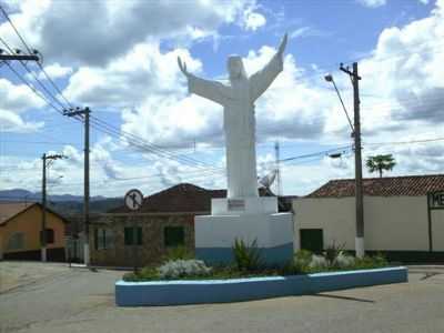 CRISTO NA ENTRADA DA CIDADE, POR RELSON APARECIDO COELHO DOS SANTOS - LAGOINHA - SP