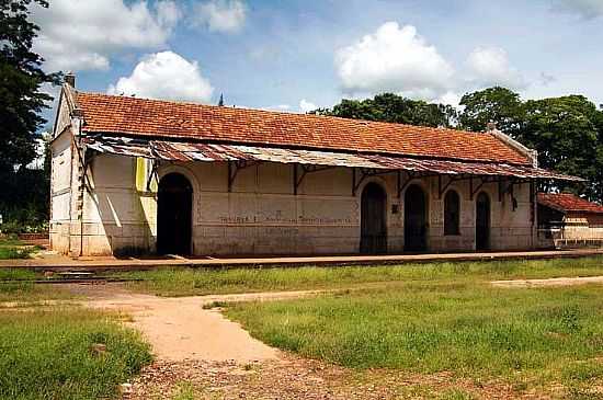 LAVNIA-SP-ESTAO FERROVIRIA-FOTO:NILTON CEZAR - LAVNIA - SP