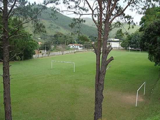 LAVRINHAS-SP-CAMPO DE FUTEBOL-FOTO:GUILHERMECN - LAVRINHAS - SP