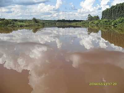 REPRESA-FOTO: J.ROBERTO B. LAMOSO   - LOBO - SP