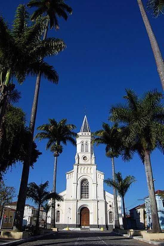 LORENA-SP-IGREJA DE N.SRA.DA PIEDADE-FOTO:VICTOR FERNANDO - LORENA - SP