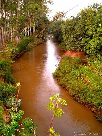 RIO ANHUMAS-FOTO:LUCIANO RIZZIERI  - LUCIANPOLIS - SP