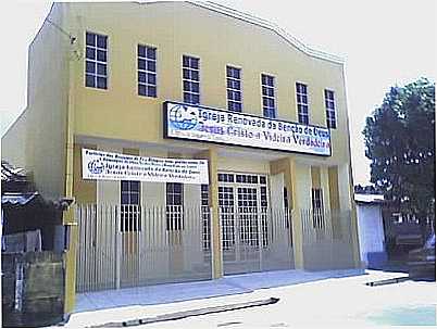TEMPLO IGREJA RENOVADA
POR PRVAL - MACAUBAL - SP
