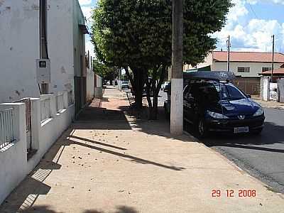 RUA DE MAGDA-FOTO:RALM  - MAGDA - SP