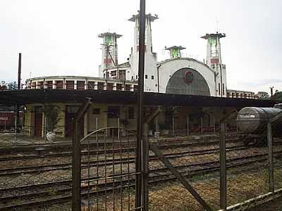 ANTIGA ESTAO DE TREM, POR ROBERTO Q. SIMES. - MAIRINQUE - SP