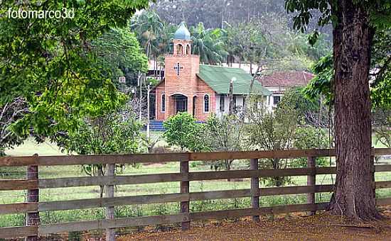 CAPELA DE SO FRANCISCO DE ASSIS-FOTO:FOTOMARCO3D - MANDURI - SP