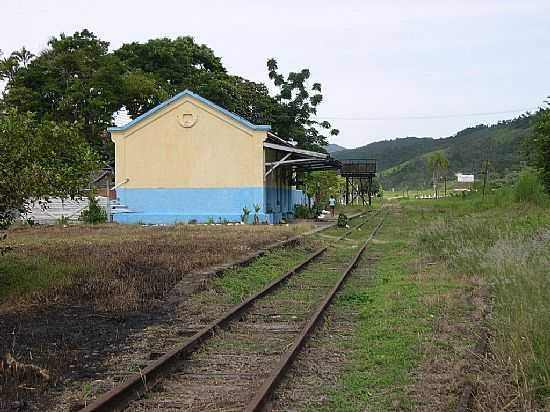 MIRACATU-SP-ESTAO FERROVIRIA-FOTO:AILTON L. GOUVEIA - MIRACATU - SP