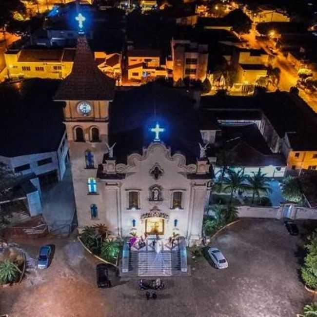 IMAGEM AREA DA IGREJA MATRIZ, POR PAULO VALVERDE - MIRANDPOLIS - SP