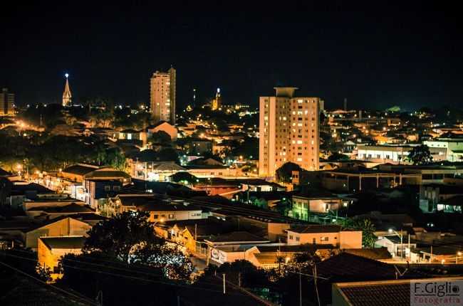 MOCOCA NOTURNO, POR EDENILSON LIMA FIGUEIREDO - MOCOCA - SP