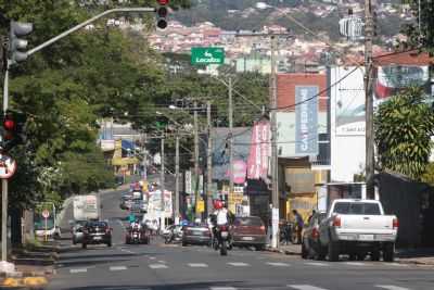 MOGI GUAU VISTO DA AV. 9 DE ABRIL, POR JOS AUGUSTO CARVALHO - MOGI-GUAU - SP