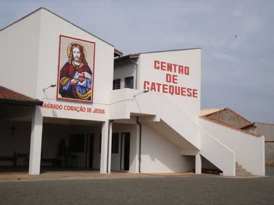 CENTRO DE CATEQUESE PQ. DA IMPRENSA, MOJI-MIRIM, SP, POR ROSPO MATTINIERO DI MEOLO - MOGI-MIRIM - SP