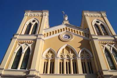 A FACHADA DA IGREJA CATLICA, POR ROBERTO GASPARINNI - MOGI-MIRIM - SP