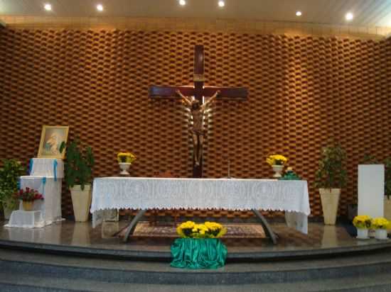 O ALTAR DA MATRIZ DE S. BENEDITO - MOJI-MIRIM, SP, POR ROSPO MATTINIERO - MOGI-MIRIM - SP
