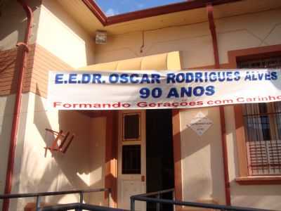 ESCOLA DR. OSCAR RODRIGUES ALVES, POR ROBERTO GASPARINNI - MOGI-MIRIM - SP