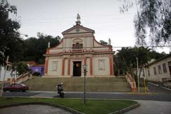 IGREJA MATRIZ DE SO BOM JESUS EM MONTE ALEGRE DO SUL-FOTO:ERNANDES C SANTOS - MONTE ALEGRE DO SUL - SP