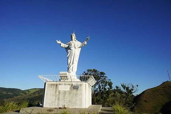 IMAGEM EM MONTE ALEGRE DO SUL-FOTO:ERNANDES C SANTOS - MONTE ALEGRE DO SUL - SP