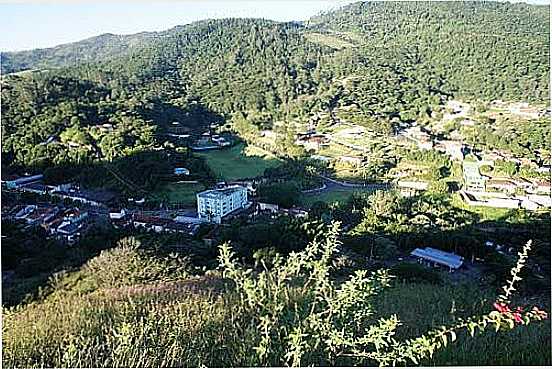 MONTE ALEGRE DO SUL VISTA DO ALTO-FOTO:ERNANDES C SANTOS - MONTE ALEGRE DO SUL - SP