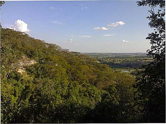 SERRA EM MONTE ALTO-FOTO:PAULO_RFBARBOSA - MONTE ALTO - SP