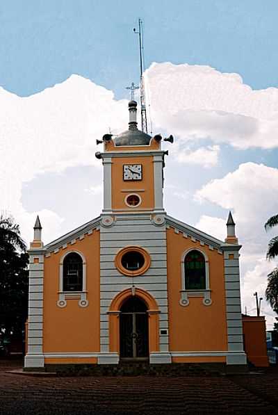 IGREJA MATRIZ DO SAGRADO CORAO DE JESUS-FOTO:ZEKINHA  - NOVA EUROPA - SP