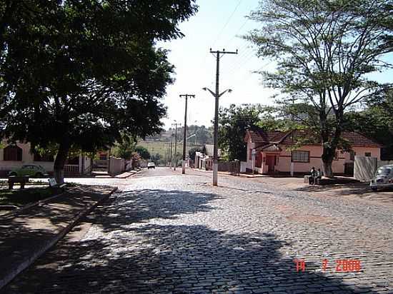 RUAS DE LEO-FOTO:CARLOS.KARDOSO - LEO - SP