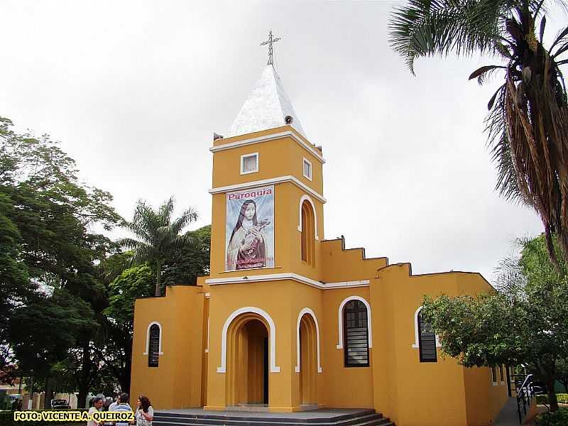 ORINDIVA (SP) MATRIZ DE STA. TERESINHA DO MENINO JESUS - POR VICENTE A. QUEIROZ  - ORINDIVA - SP