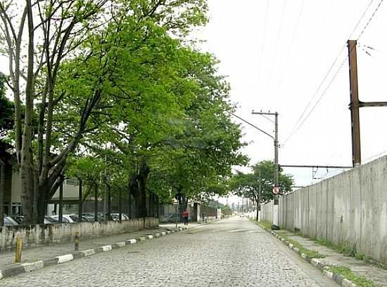 RUA DA ESTAO-FOTO:ANDR BONACIN - OSASCO - SP