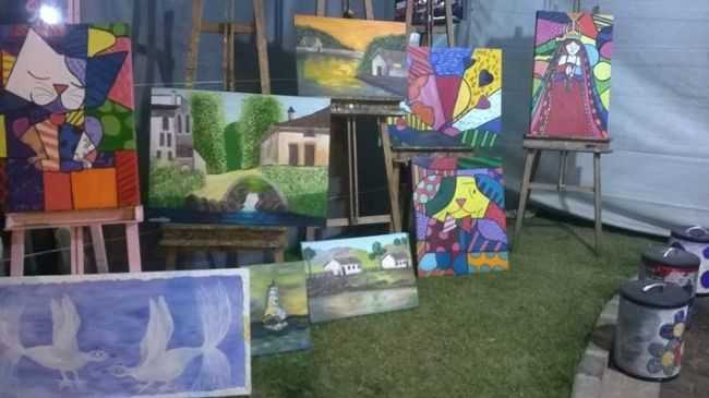 PINTURA EM TELAS, POR ERICA AMORIM - OSCAR BRESSANE - SP