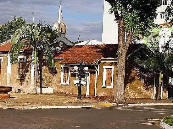 CASA DA ESTRADA DE FERRO SOROCABANA EM OURINHOS-SP-FOTO:FABIO VASCONCELOS - OURINHOS - SP