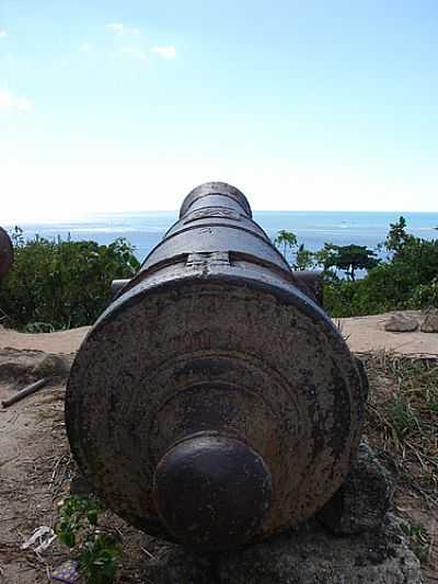 CANHO, POR ELIAS PINHEIRO - PORTO SEGURO - BA