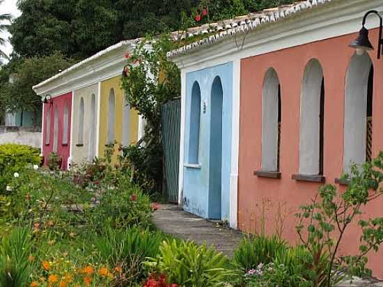 CASARIO DA CIDADE VELHA EM PORTO SEGURO-BA-FOTO:GANZILOTOMICH - PORTO SEGURO - BA