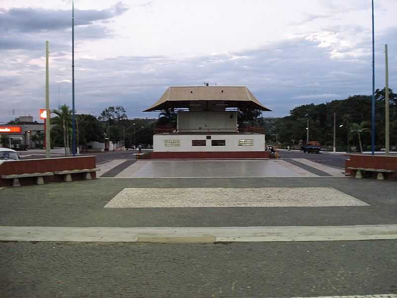 PANORAMA-SP-PRAA DO POVO-FOTO:RUBENS DA SILVA RAMOS - PANORAMA - SP