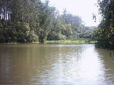 TANQUE-FOTO:ISAGILL  - PARAISOLNDIA - SP