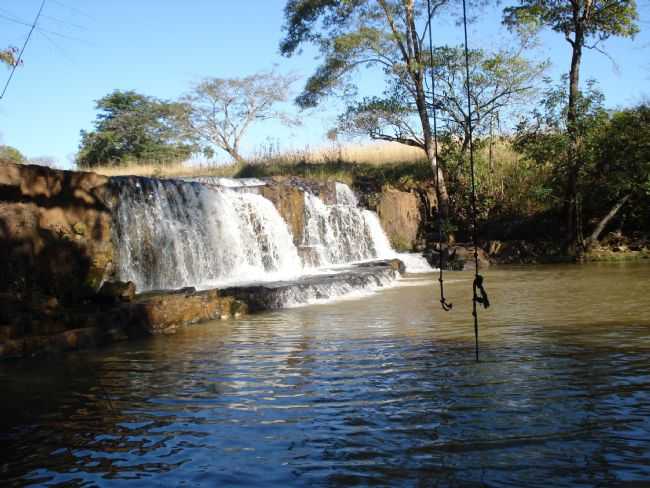 CACHOEIRA DO CEDRO EM PAULO DE FARIA - SP, POR CAIO RUSSO - PAULO DE FARIA - SP