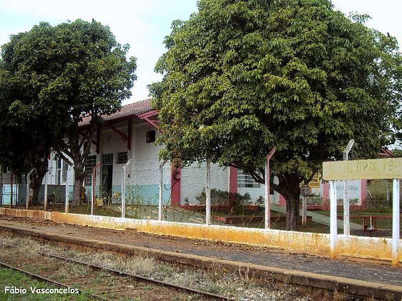 PAULPOLIS-SP-ANTIGO ARMAZM DA FERROVIRIA HOJE CRECHE CRIANA FELIZ-FOTO:FABIO VASCONCELOS - PAULPOLIS - SP