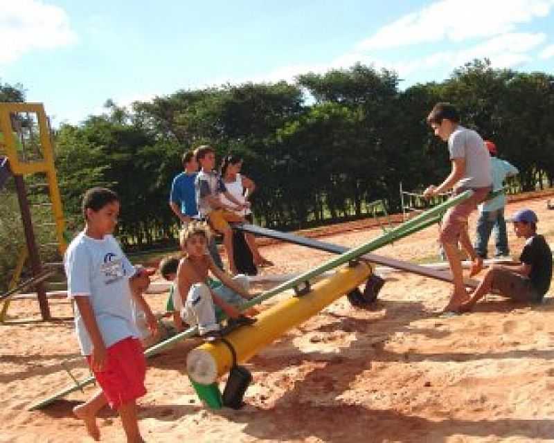 PARQUE ECOLGICO - PEDERNEIRAS - SP