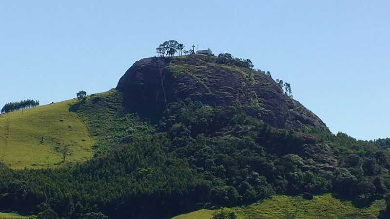 PEDRA BELA-SP-MORRO DA MEGA TIROLESA-FOTO:ERNANDES C SANTOS - PEDRA BELA - SP