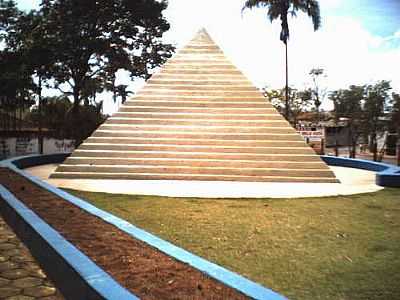 PIRAMIDE PRAA PEDREGULHO - PEDREGULHO - SP