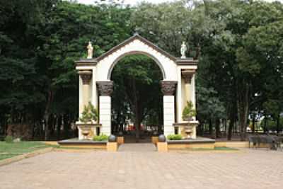 ENTRADA DO BOSQUE - PEDRINHAS PAULISTA - SP