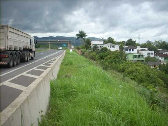 VILA DE PEDRO BARROS, POR LUIS GIUZIO - PEDRO BARROS - SP