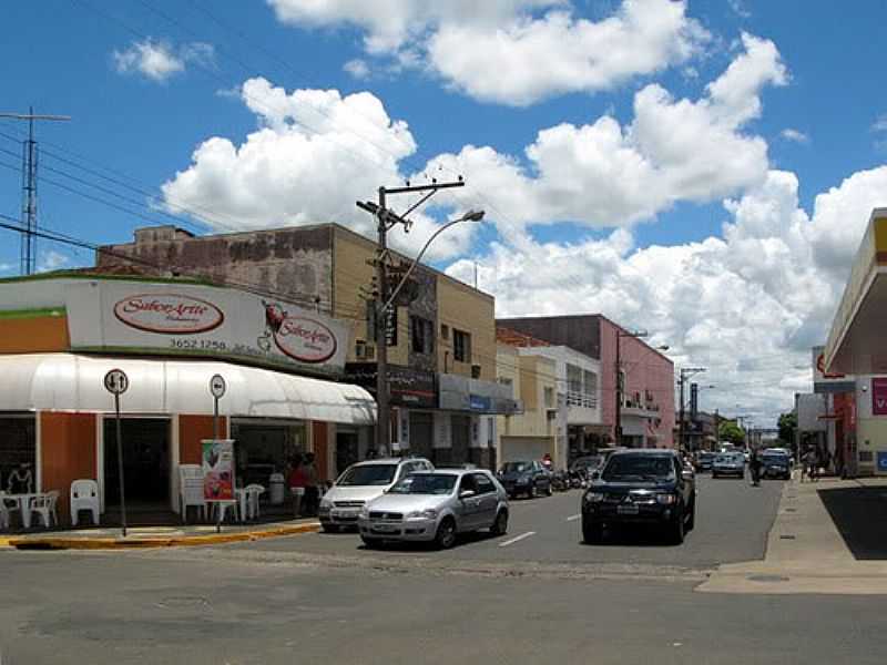 PENPOLIS - SP -FOTOS: EDUARDO M. P. DANTAS/ PANORMIO - PENPOLIS - SP