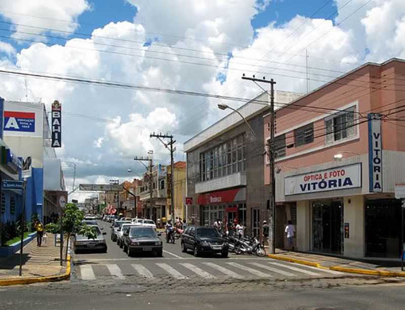 PENPOLIS - SP -FOTOS: EDUARDO M. P. DANTAS/ PANORMIO - PENPOLIS - SP