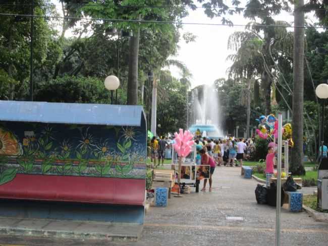 PRAA DOUTOR CARLOS SAMPAIO  POR NESTOR JOSE DIAS FILHO, POR NESTOR JOSE DIA FILHO - PENPOLIS - SP
