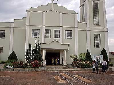 IGREJA EM PIACATU FOTO
POR OSVALDO BALDI - PIACATU - SP