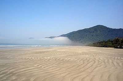 PRAIA DA FAZENDA, POR CHICO LOBO - PICINGUABA - SP