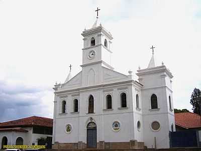 MATRIZ DO SENHOR DO BONFIM-FOTO:VICENTE A. QUEIROZ - PILAR DO SUL - SP