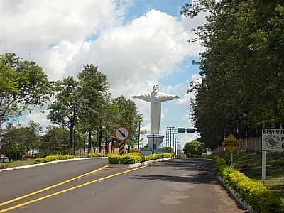 ENTRADA DA CIDADE-FOTO:JMER  - PIQUEROBI - SP