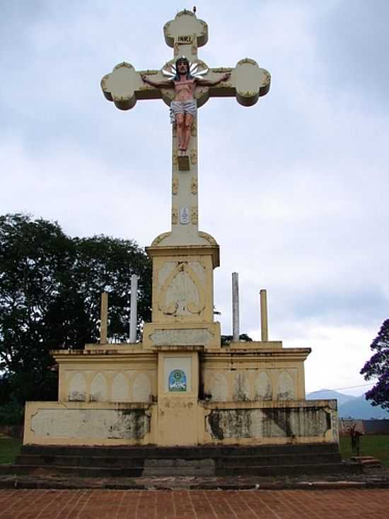 O MAIOR CRUCIFIXO DO MUNDO EM PIRACAIA-SP-FOTO:ARIDELSON MULLER - PIRACAIA - SP